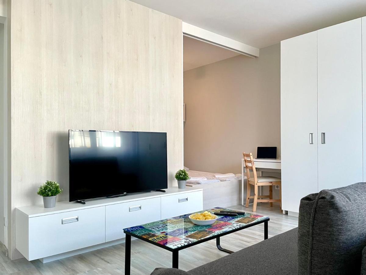 Stein Apartment Братислава Екстериор снимка