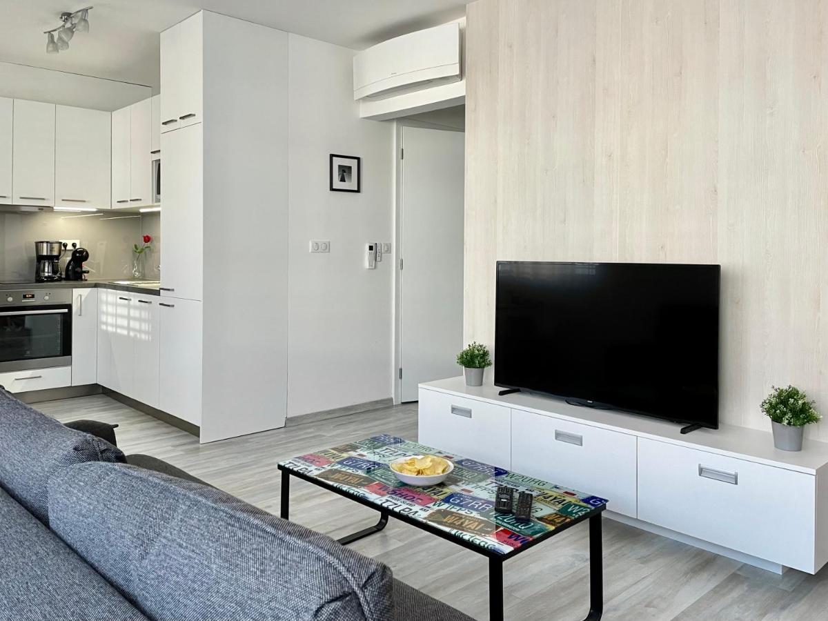 Stein Apartment Братислава Екстериор снимка
