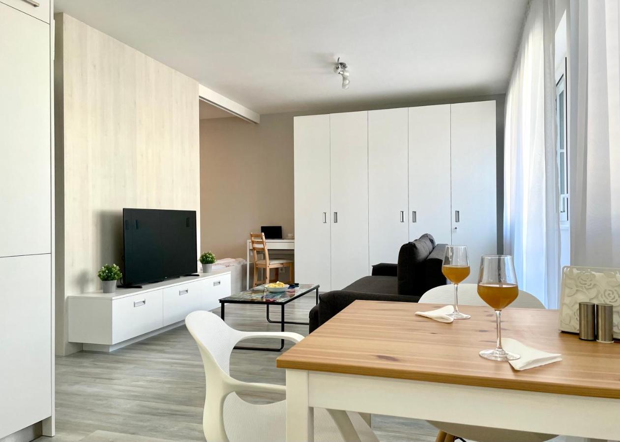 Stein Apartment Братислава Екстериор снимка